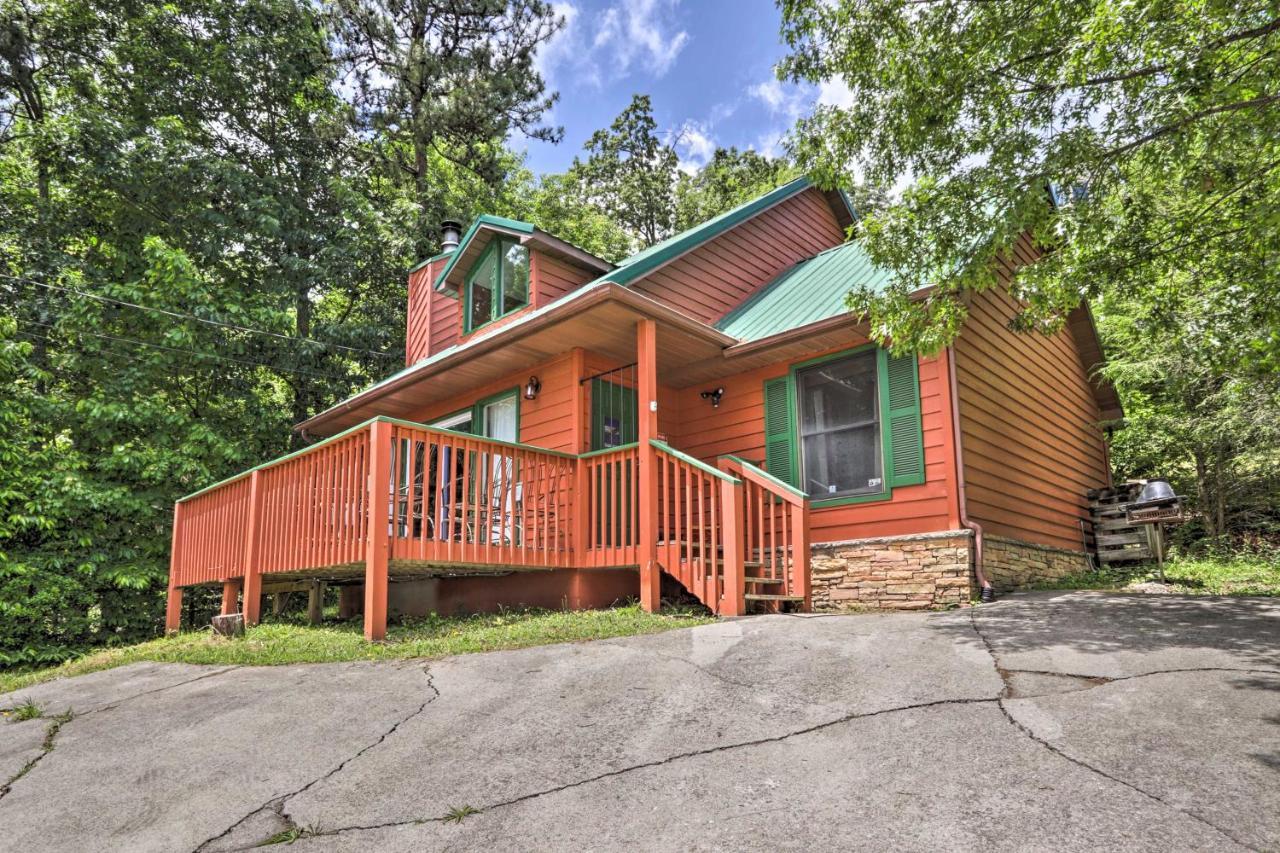 Gatlinburg Chalet Hot Tub, Sauna And Mountain View מראה חיצוני תמונה